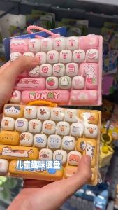 Oldlaiben 26 Keys Pop It Finger Keyboard Keychain Fidget Sensory Toy Stress Relief Bag Pendant Gantungan Kunci