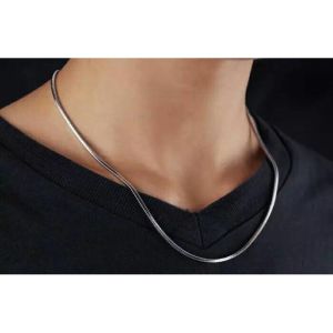 KALUNG TITANIUM PRIA WARNA SILVER MODEL ULAR 100% anti Luntur anti Karat