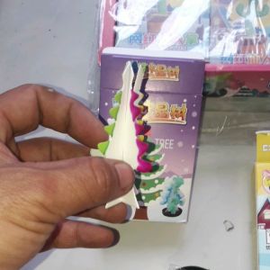 Tuổi thơ_Trò chơi khoa hoc_Một bộ cây thông NoEl hoặc Xương Rồng bằng giấy nở hoa
