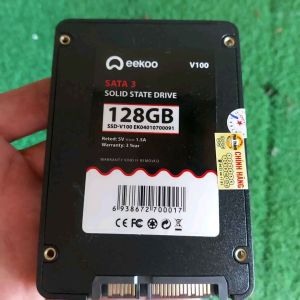 Ổ cứng SSD mới có sẵn WINDOWS 10 Eekoo 128 GB Bảo hành 3 năm chính hãng (Hình thật)