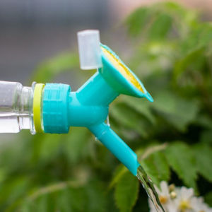 Plastic Sprayers for Watering Plants Pouring Flowers Sprinkle Nozzle Gardening Tools
