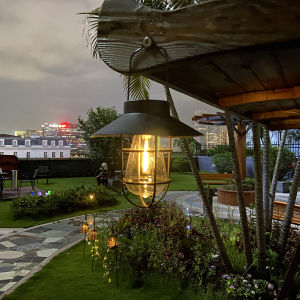 Chinatera Retro Solar Lantern Outdoor Waterproof Garden Ornament Lamp with Tungsten Bulb Vintage Metal Hanging Light Tent Camping Lawn Patio Yard Decoration