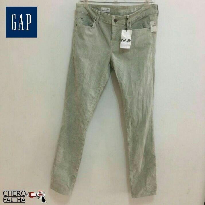 Gap 1969 store corduroy jeans