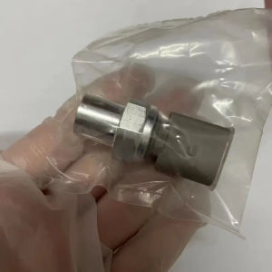 1pc 3R0959126 8E0959126 Air Conditioning Pressure Switch Sensor For -assat B5 A4 A6 A8 Quattro-RS4 RS6 S4 S6 S8 2.0L