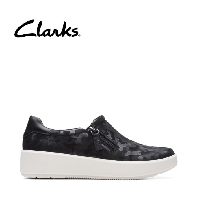 Clarks lazada outlet