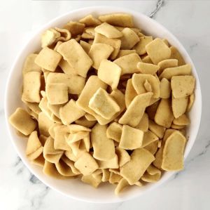 Biskut Timbang 500g - [ Telinga / Kacang Mazola / Rempah Kecil / Pisang Gulung / Kacang Puff / Bijan ]