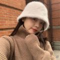 หมวกกันหนาว หู หมวกขนปุย หมวกผู้หญิง หมวกบัคเกตหญิง หมวกกันหนาว หมวกผู้หญิง หมวกไหมพรมเท่ๆ หมวกน่ารักๆ หมวกขนแกะ หมวกเกาหลีหญิง หมวกอุ่น หมวกกันหนาวผญ กิจกรรมกลางแจ้งกลางแจ้ง ฤดูใบไม้ร่วงและฤดูหนาว ขนกระต่ายเทียม. 