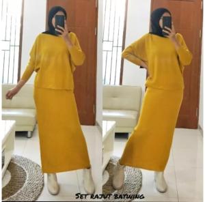 Setelan Rok Rajut Batwing Polos