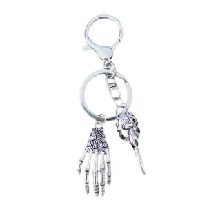 Lightweight Bird Head Skull Claw Keychain Car Luggage Accessories with Unique Designing for Everyday Use And Gifting