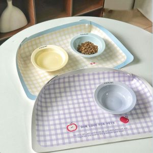 FDGED ไม่ซึมน้ำ แผ่นรองจานกันหกสำหรับสัตว์เลี้ยง หนัง PU ทนทานต่อน้ำมัน แผ่นอาหารสุนัข ของใช้สัตว์เลี้ยง ป้องกันการลื่น แผ่นรองชามแมว ป้องกันการรั่วไหลของอาหารและน้ำ