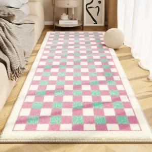 Cream-style Bedroom Bedside Rug Colorful Checkerboard Faux Cashmere Sofa Coffee Table Mat Soft Long Rug for Living Room Carpet 奶油风格卧室床边地毯 彩色棋盘格 仿羊绒 沙发茶几垫 柔软长条垫客厅地毯 FUNIANQI