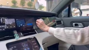 ที่วางศัพท์ในรถยนต์แบบแม่เหล็กแรงสูง ติดตั้งด้วยถ้วยดูดสูญญากาศ 360 องศา ° ที่วางศัพท์มือถือแบบหมุนได้สำหรับรถยนต์