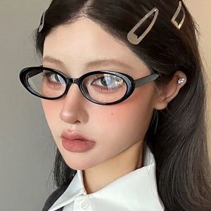Non-degree High-definition Blue Light Protection Full-frame Reading Glasses for Men and Women Fashion Accessories