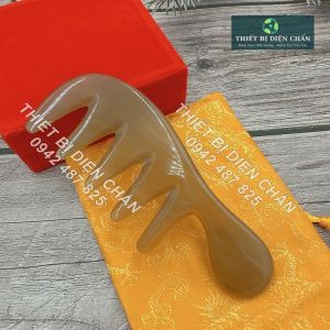 Dụng Cụ Massage Lược Sừng 5 Chân có chuôi Khai Thông Kinh Lạc