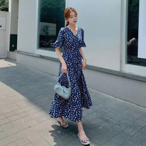 2026 New Spring/Summer French Retro Blue Floral Pattern V Collared dress for women waist-cinching elegant chiffon long dress