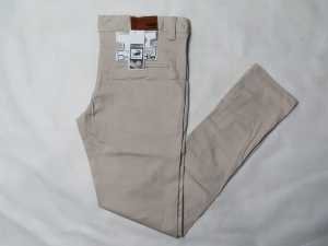 CHINNO PANTS PRIA DEWASA MEREK CROCODILE CELANA PANJANG PRIA MURAH BISA BAYAR DI TEMPAT COD