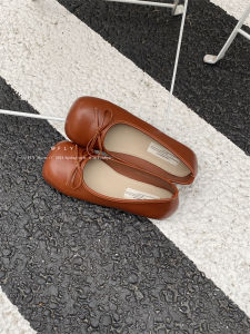 Giày nữ Feng Liya mẫu mới 2024 Giày bệt phong cách Pháp đa năng bán chạy miệng nông giày ballet tiên nữ