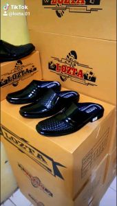 Sepatu & Sandal Bustong: Kualitas Tinggi untuk Pria