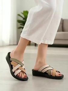 [Free Shipping] High-End WomenS Summer New Fashion Sandals For Outdoor Wear Thick-Soled WomenS Shoes MomS Shoes Wedge-Heeled Slippers