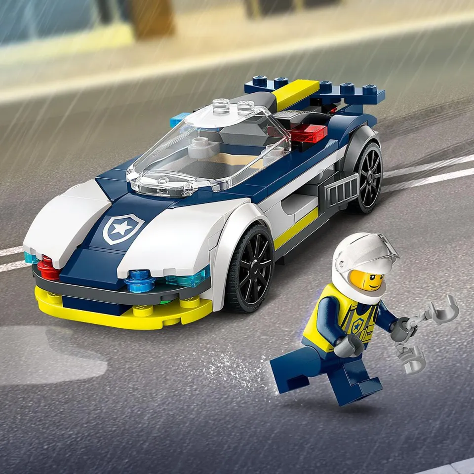 LEGO City 60415 Police Car and Muscle Car Chase Building Set Toys