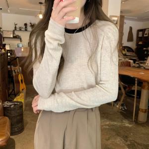 ohho เสื้อยืดถักคอกลม เหมาะสำหรับฤดูใบไม้ร่วงและฤดูหนาว ทันสมัย อเนกประสงค์ เหมาะสำหรับการพักผ่อนทุกวัน คาดิแกนไหมพรม สเวตเตอร์คริสต์มาส แขนยาวสเวตเตอร์ผู้หญิง สำหรับผู้หญิง #D608