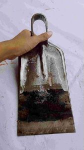 Cangkul Baja Asli: Pilihan Terbaik untuk Tanaman & Taman