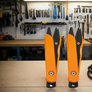 💖【Special price】💖Cjing ที่จับรูปตัวยูปลอดภัยกันลื่น