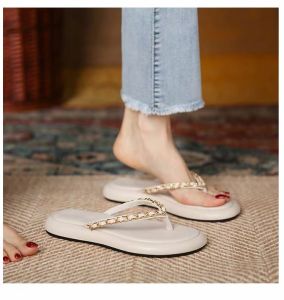 [Free Shipping] Soft Leather Beach Sandals For Women 2026 New Model Versatile And Stylish For Going Out Black Chain Flip-Flops