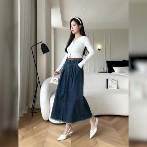 Váy denim giản dị của phụ nữ phong cách Hàn Quốc giản dị thời trang A-line Thiết kế túi trước và kèm thắt lưng Ammin 2024 mùa xuân và mùa thu phong cách ban đầu giữa chiều dài nguyên cạnh thiết kế chân váy ngắn giản dị