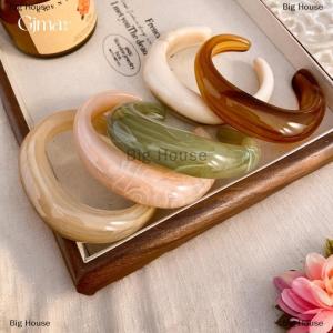 [COD] Big House Smooth Round Acrylic Cuff Bangles For Women Vintage Exaggerated Jelly Color Smudging Bangle Wide Resin Bracelet Accessories