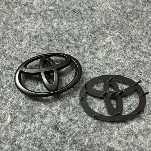 (แท้ พร้อมสต็อก) TOYOTA โลโก้ โลโก้แป้นแตร โลโก้พวงมาลัย แท้ศูนย์ ขนาด 6.5x4.5cm