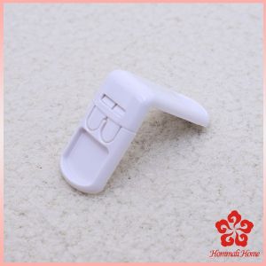 ที่ล็อคลิ้กชักป้องกันเด็ก รุ่นกดเปิดล็อค แบบเข้ามุม กันไม่ให้เด็กเปิดลิ้นชัก Right angle safety lock