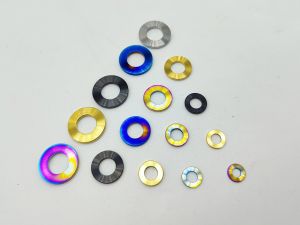 1pc Titanium Washer M4 M5 M6 M8 M10 M12 M14 Titanium Alloy washer titanium Ti washer DIN125 Washers fasteners