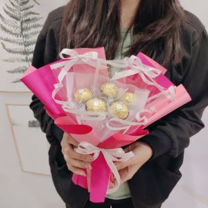 BEB GIFT 5C - Buket bunga Valentine / Kado Buket Coklat Anniversary