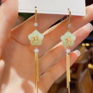 Fashionable Ring Gift 超仙珍珠花朵长款流苏耳环女高级感小众设计气质耳钉法式复古耳饰