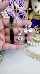 Titanium Set Perhiasan Wanita Hitam Silver 91422e