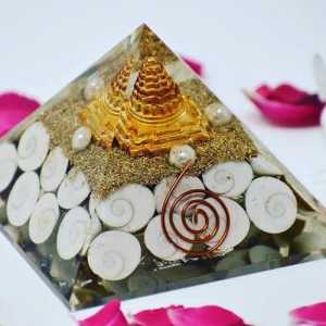 READY STOCK HOUSE WARMING_GIFT Gomati Chakra Vastu Pyramid