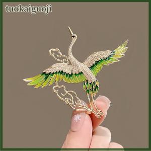 tuokaiguoji Chinese Style Elegant Rhinestone Green Wings Crane Clouds Brooches For Women Girls Flying Birds Lapel Pins Party Jewelry