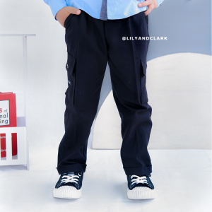 Lily And Clark Celana Cargo Basic Anak Laki-Laki Warna Hitam CA02