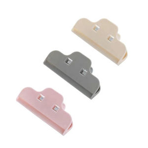Snacks Bag Clamp Kitchen Food Sealing Clip Snack Fresh Food Storage Sealer Clips Kitchen Moisture-proof Sealer Clamp Portable Food Chip Coffee Sealer Clip Tool（3pcs)