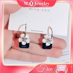 S925 Silver Earring Anting Subang Korean Fashion Style Crystal Flower Design up Fashion韩版夸张水晶山茶花几何耳环耳环女耳環