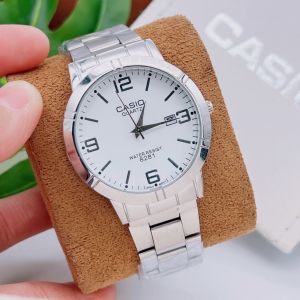 watch house NEW! นาฬิกาข้อมือคาสิโอ้ แฟชั่นผู้หญิง ชาย สไตล์นักธุรกิจ หน้าปัด 4028 มม.  มีวันที่บอก ถ่ายจากสินค้าจริง แถมถ่าน