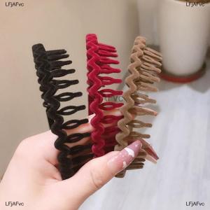 [COD] LFjAFvc ที่คาดผมแฟชั่นแบบห่วงรัดผมกันลื่นทรงคลื่นผ้ากำมะหยี่เข้าชุดได้ทุกชุด