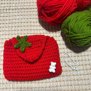Ví Cà Chua bằng len handmade 100% đựng card tiền...