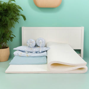 Nệm cao su thiên nhiên em bé Tatana Baby Care-  Độ cao 2cm-Dành cho bé đi học hoặc sơ sinh-Màu ngẫu nhiên