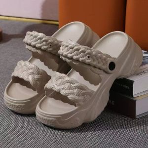 [Free Shipping] Thick-soled sandals for women new summer outdoor anti-slip Roman shoes beach sandals indoor high-heeled slippers
