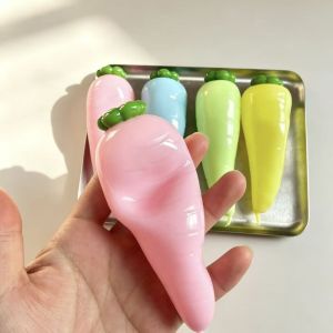 FOUNDTWO Có thể uốn nắn Đồ chơi mềm hình củ cà rốt Có thể định hình Có thể co giãn Dầu dừa ép Sáng tạo TPR mềm Bóng cảm giác giảm căng thẳng Trẻ em Người lớn