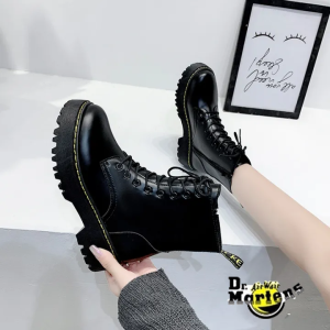 Martin boots para sa mga babae British style side zipper European at American trendy high top lace up short leather boots Adrian Dr. Martens