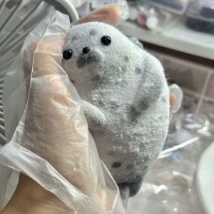 EAURA Realistic Seal Simulation Seal Squishy Toys Slow Rebound Super Soft Simulation Seal Pinch Toy Gift Toy TPR Reduce Pressure Toys Office Toy