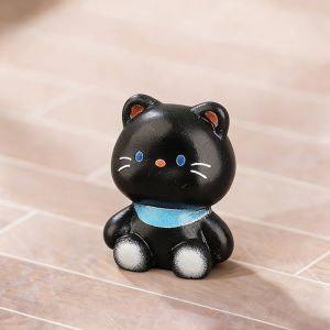 FDGFGG 6pcs Small Size Kittens Decorations Cartoon Animal Resin  Cat Decorations Simple Creative Decorative Cat Statues  Use
